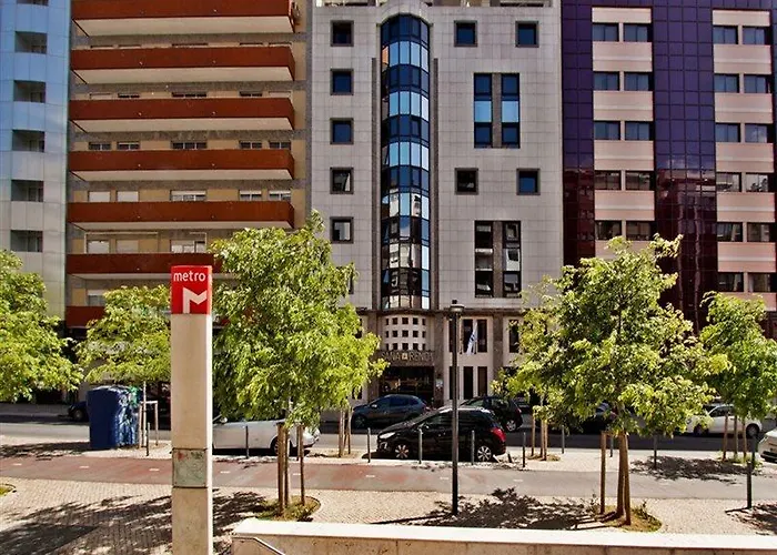 Sana Reno 3* ליסבון